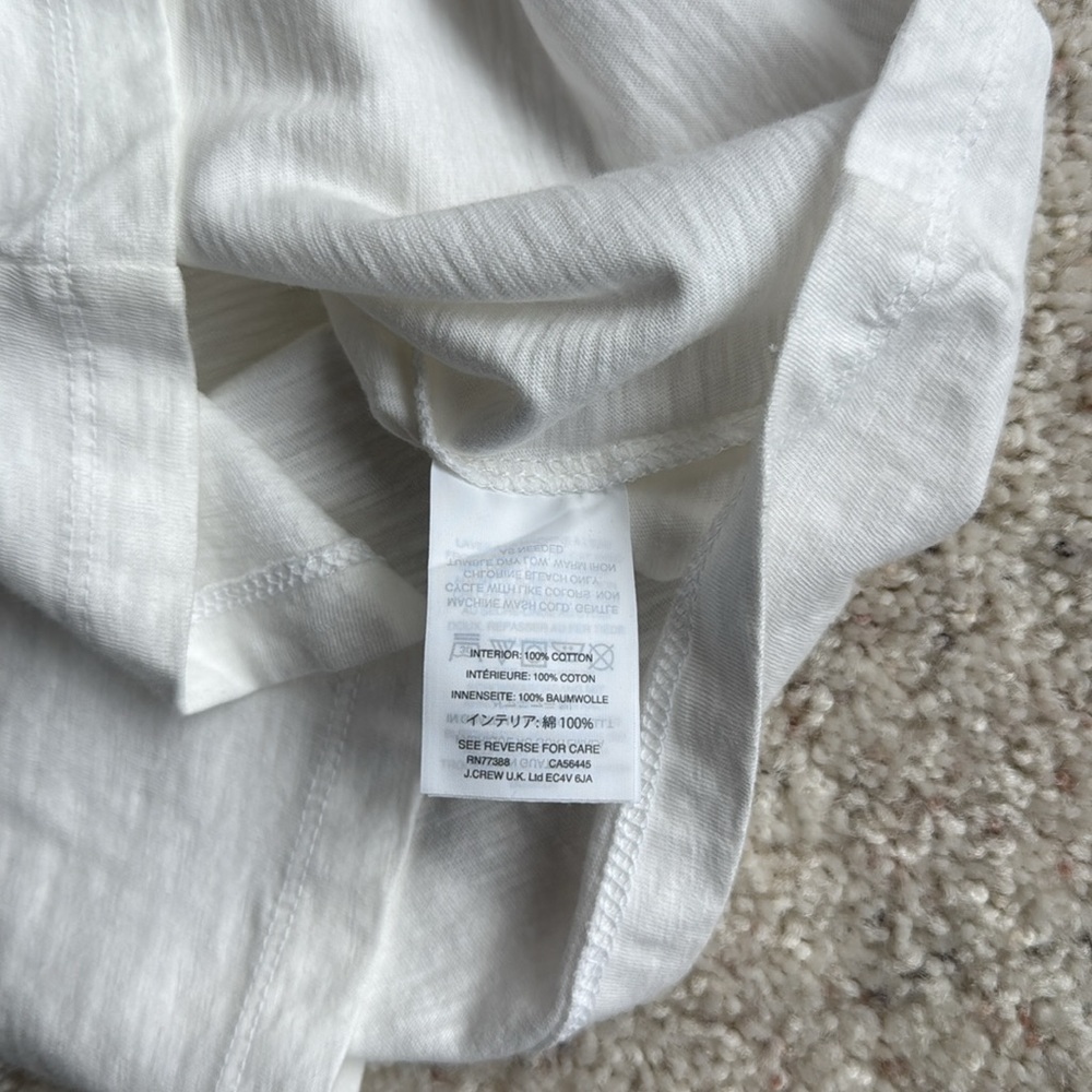 🆕J CREW White Tee - Picture 11 of 13